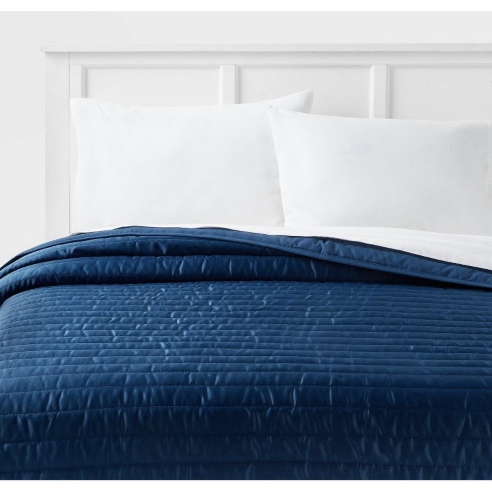 Twin/XL Twin Satin Quilt Dark Blue - Room Essentials 92in X 66in